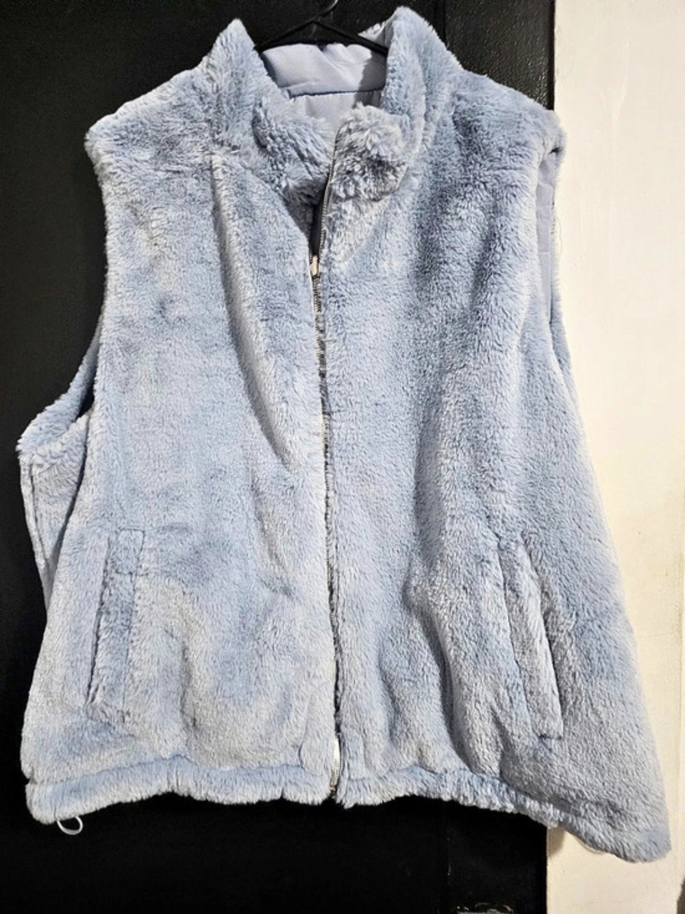Time and Tru Reversible Faux Fur Puffer Vest Blue 2X
